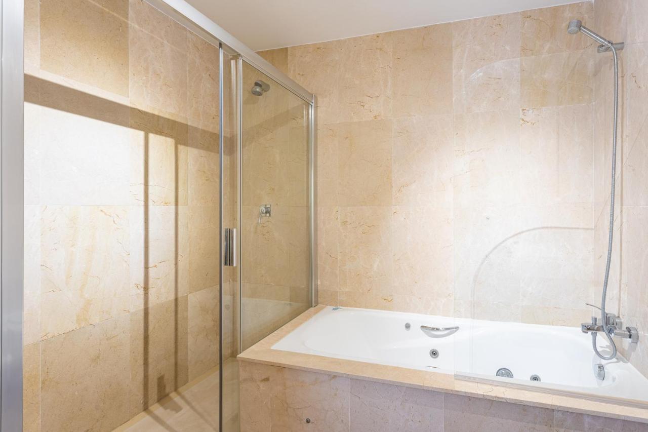 Mediterranean Swing - Acosta 8 Apartment เอสเตโปนา ภายนอก รูปภาพ